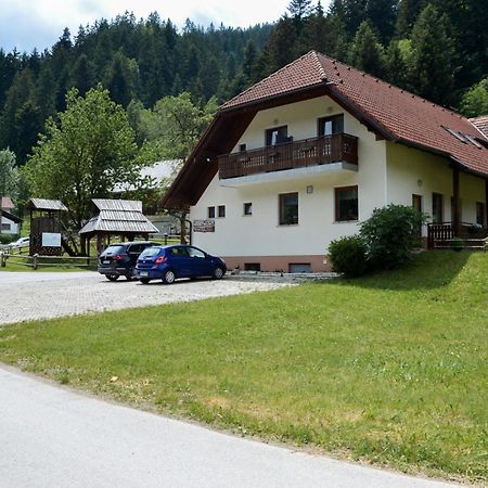 Farm Stay Loger Ljubno Ngoại thất bức ảnh